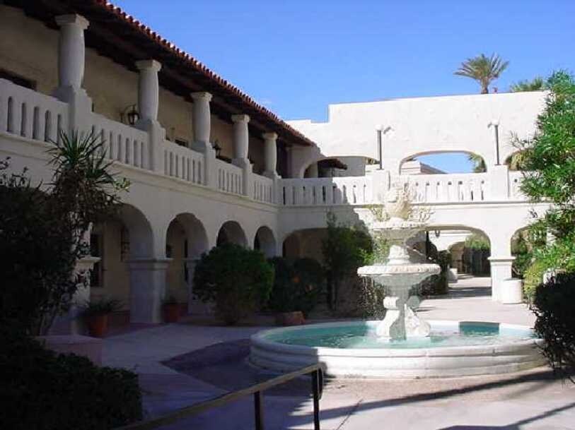 3650 S Pointe Cir, Laughlin, NV à louer Photo principale– Image 1 sur 6
