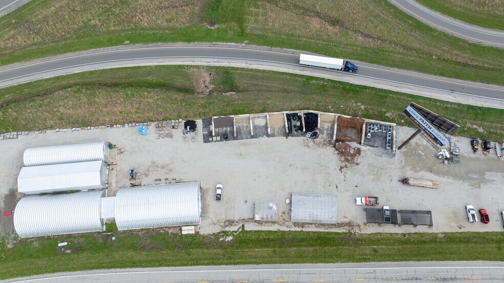 31000 W Frontage Rd, Farmersville, IL à vendre - Photo de l’immeuble – Image 3 sur 22