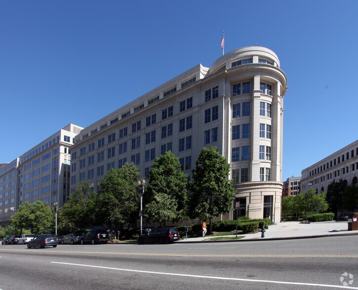 1 Massachusetts Ave NW, Washington, DC à louer - Photo de l’immeuble – Image 3 sur 10