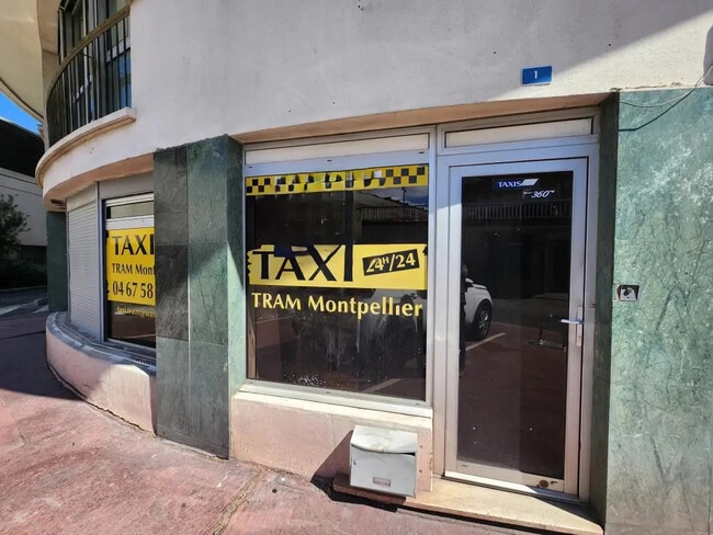 Plus de détails pour Bureau à vendre