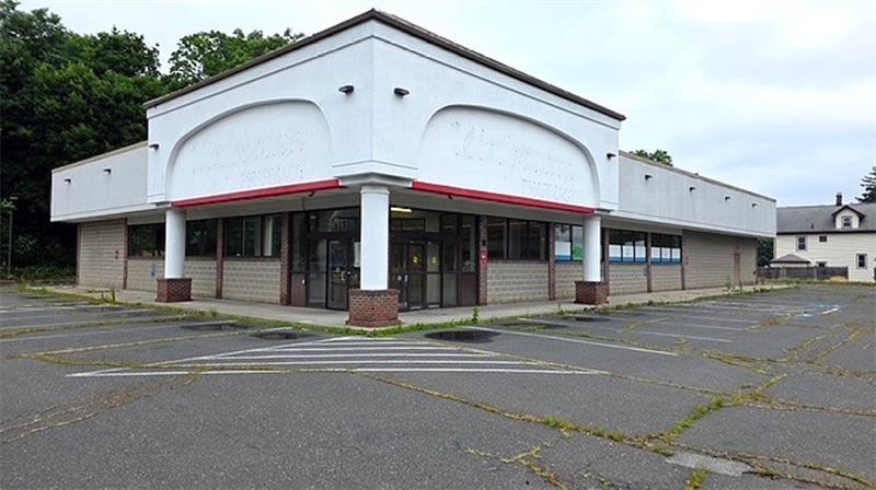 1350 Stanley St, New Britain, CT à louer - Photo de l’immeuble – Image 1 sur 5