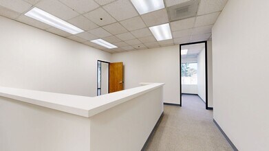 2970 Hilltop Mall Rd, Richmond, CA à louer Photo intérieure– Image 2 sur 40