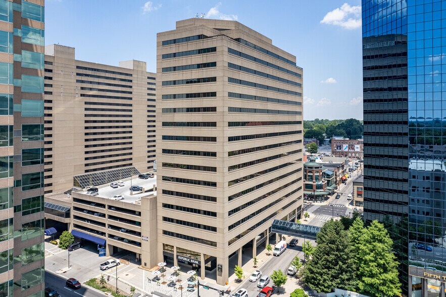 333 W Vine St, Lexington, KY à louer - Photo de l’immeuble – Image 2 sur 32