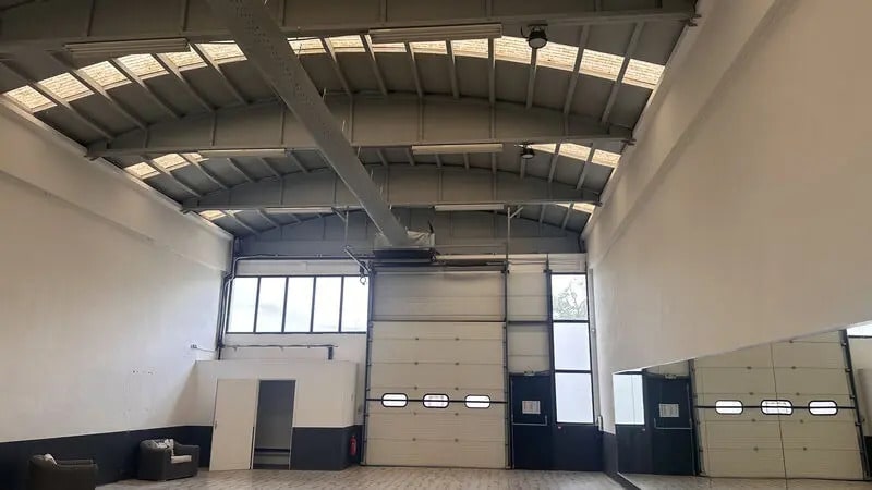 Bureau dans Genay à louer - Photo intérieure – Image 3 sur 6