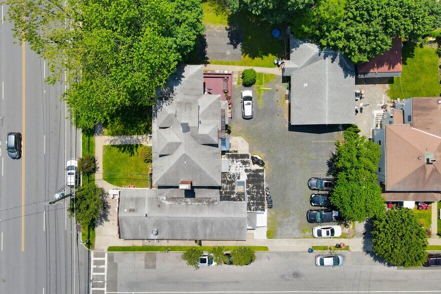 818-822 Mamaroneck Avenue portefeuille de 2 biens à vendre sur LoopNet.fr - Photo de l’immeuble – Image 2 sur 39