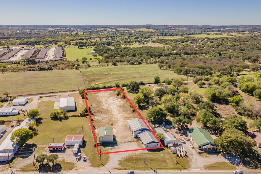 501 W Highway 199, Springtown, TX à louer - Photo de l’immeuble – Image 2 sur 21