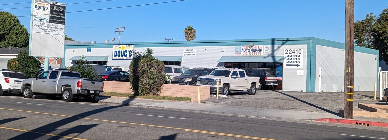 22410-22416 Normandie Ave, Torrance, CA à louer Photo de l’immeuble– Image 1 sur 11