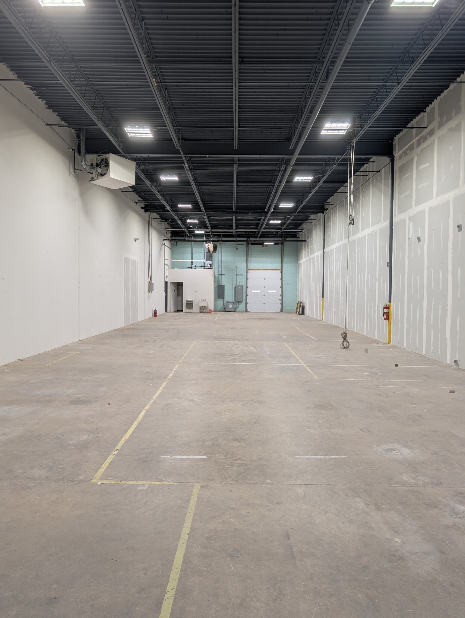 300 Clubhouse Rd, Hunt Valley, MD à louer Photo intérieure– Image 1 sur 8