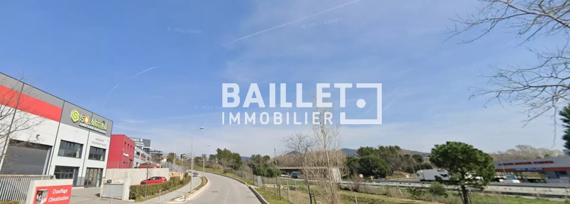 Industriel/Logistique dans Fréjus à louer Photo de l’immeuble– Image 1 sur 17