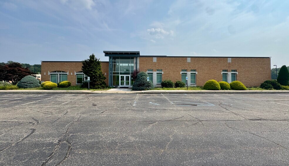 10 Fox Run Rd, Drums, PA à louer - Photo de l’immeuble – Image 2 sur 24