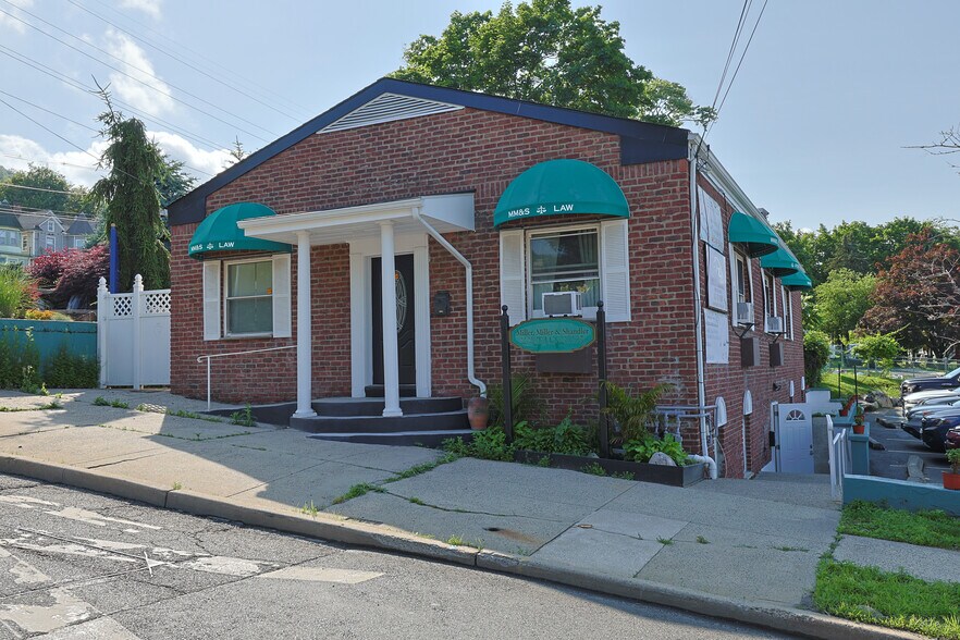 90 New Main St, Haverstraw, NY à vendre - Photo de l’immeuble – Image 2 sur 43