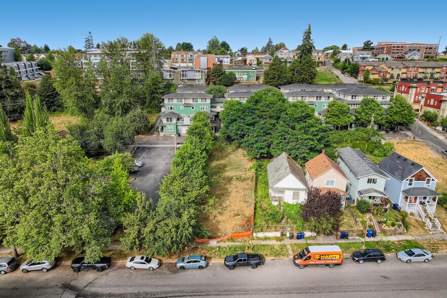 2316 S G St, Tacoma, WA à vendre - Photo principale – Image 1 sur 9