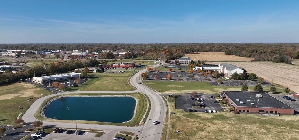 311 Fountains Pky, Fairview Heights, IL à vendre - Aérien – Image 3 sur 4