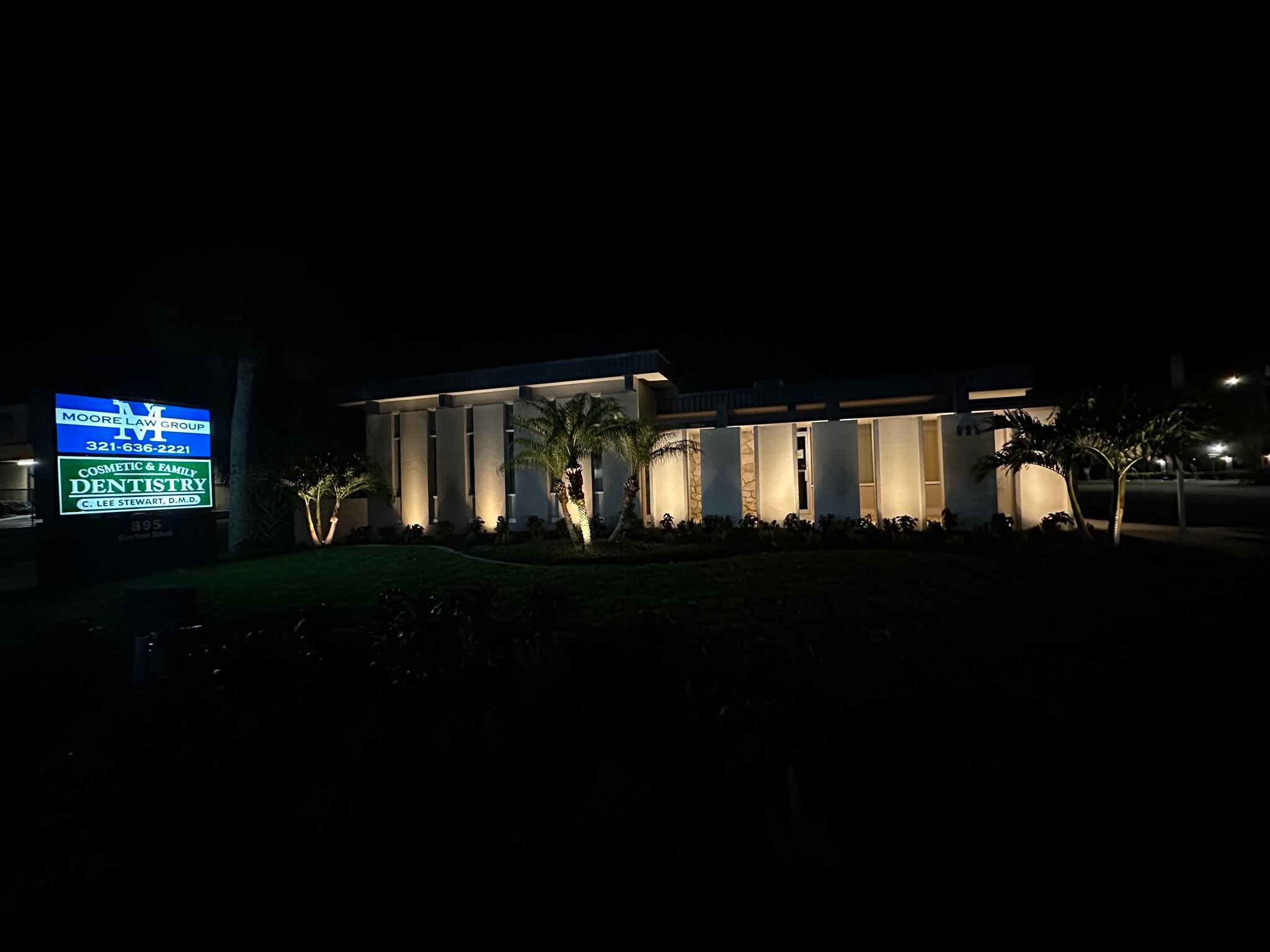 895 Barton Blvd, Rockledge, FL à louer Photo de l’immeuble– Image 1 sur 4