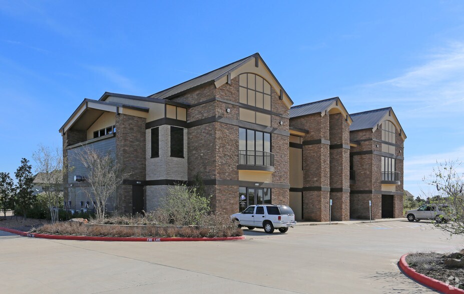 951 Lonestar Pky, Montgomery, TX à louer - Photo de l’immeuble – Image 2 sur 11