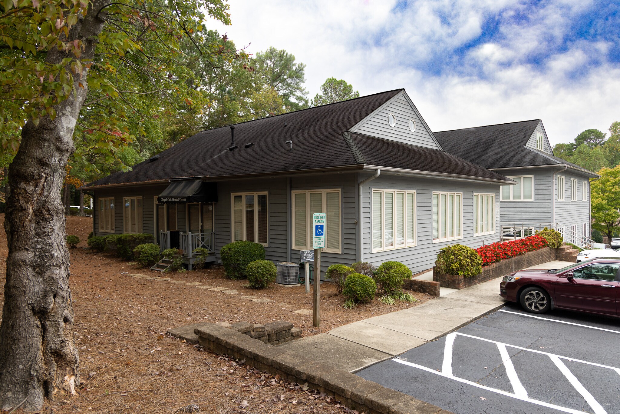 200 Sawmill Rd, Raleigh, NC à louer Photo de l’immeuble– Image 1 sur 7