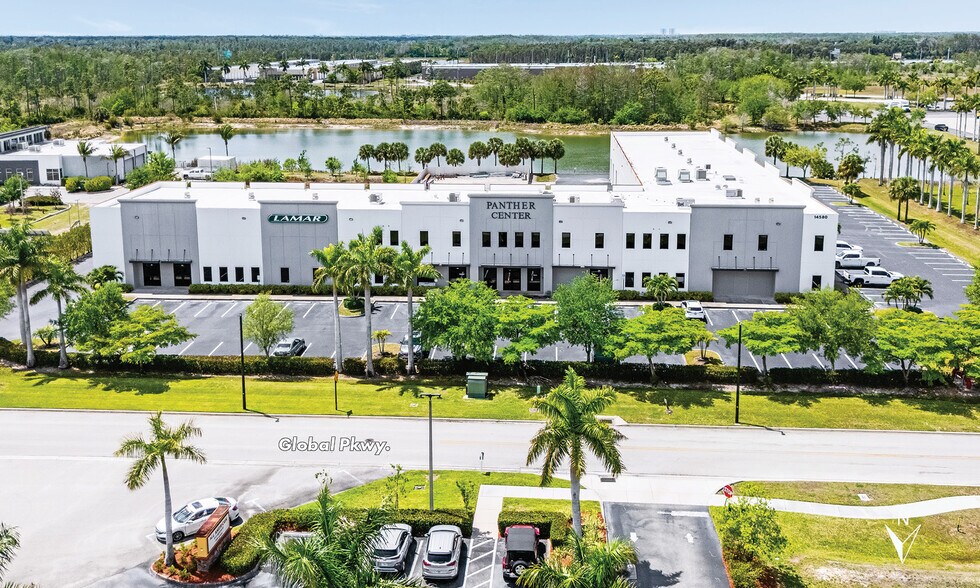 14580 Global Pkwy, Fort Myers, FL à vendre - Aérien – Image 3 sur 11