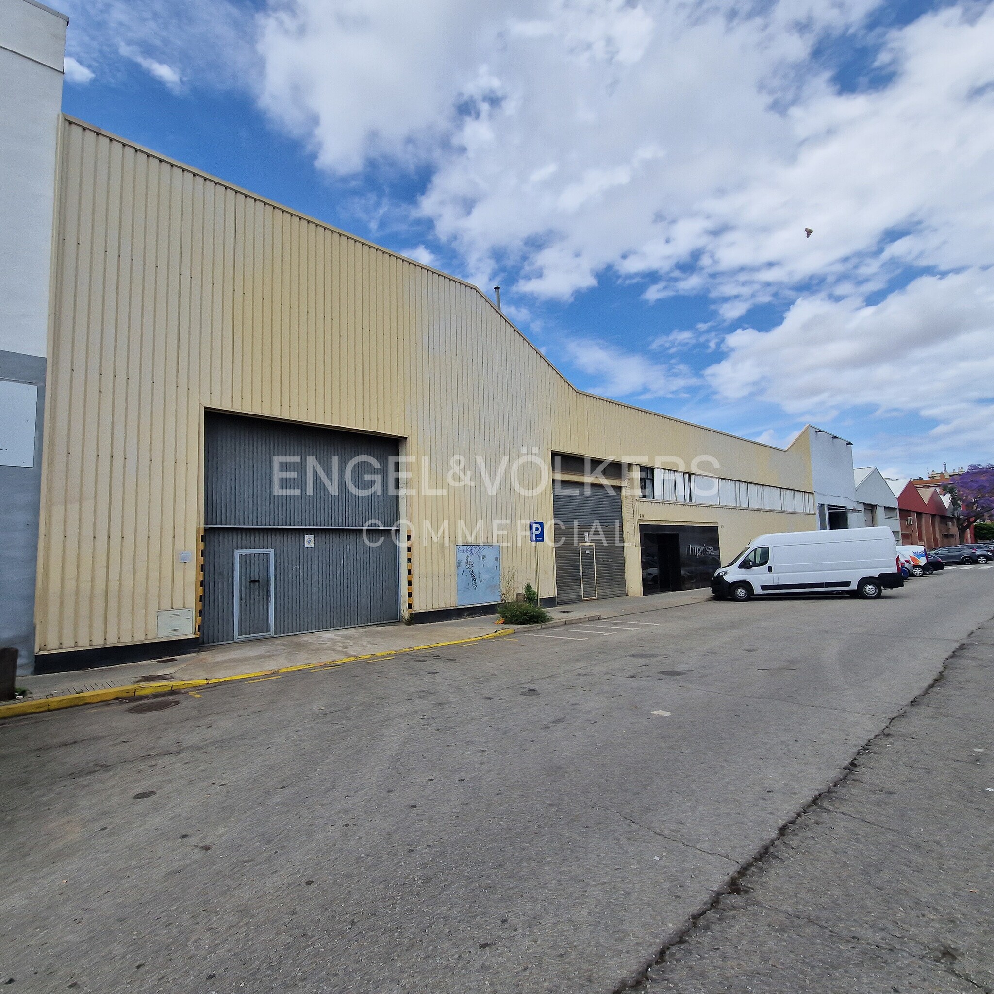 Industriel/Logistique dans Cornellà de Llobregat, Barcelona à louer Photo intérieure– Image 1 sur 4