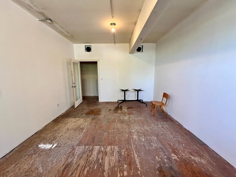 521 NE 74th Ave, Portland, OR à louer - Photo de l’immeuble – Image 3 sur 6