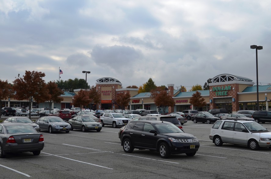 370 US Highway 130 S, Hightstown, NJ à louer - Photo de l’immeuble – Image 3 sur 3