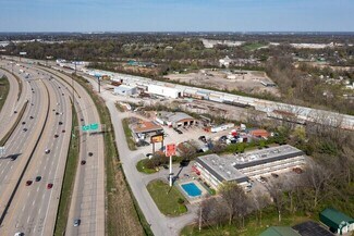 Plus de détails pour 2016 Old Us-31, Jeffersonville, IN - Hôtellerie à vendre