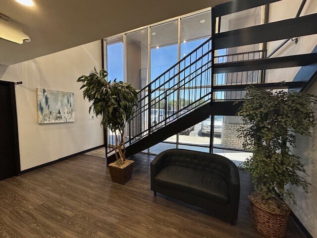 4001 N Classen Blvd, Oklahoma City, OK à louer - Photo de l’immeuble – Image 3 sur 7