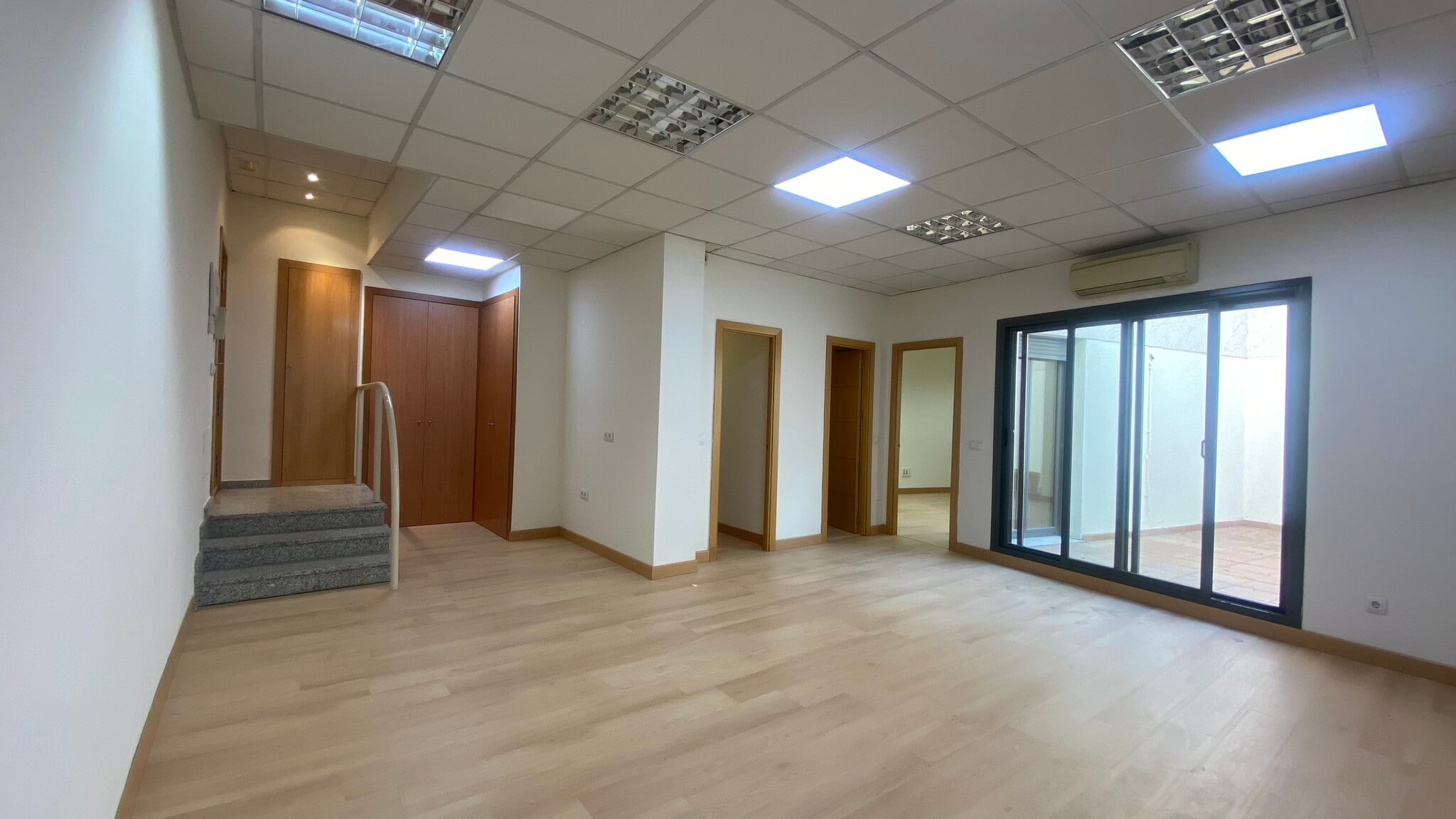 Bureau dans Pozuelo de Alarcón, Madrid à louer Plan d’étage– Image 1 sur 9