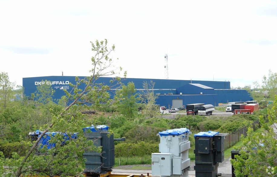 175 Ensminger Rd, Tonawanda, NY à vendre - Photo de l’immeuble – Image 2 sur 2