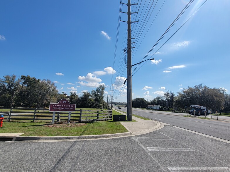 4001 SW 33rd Ct, Ocala, FL à vendre - Photo de l’immeuble – Image 3 sur 5