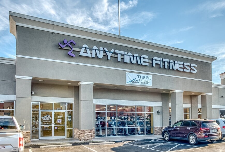 7804-7808 Montvue Center Way, Knoxville, TN à vendre - Photo de l’immeuble – Image 2 sur 4