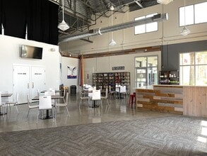 1901 Brantley Rd, Fort Myers, FL à louer Photo intérieure– Image 2 sur 5