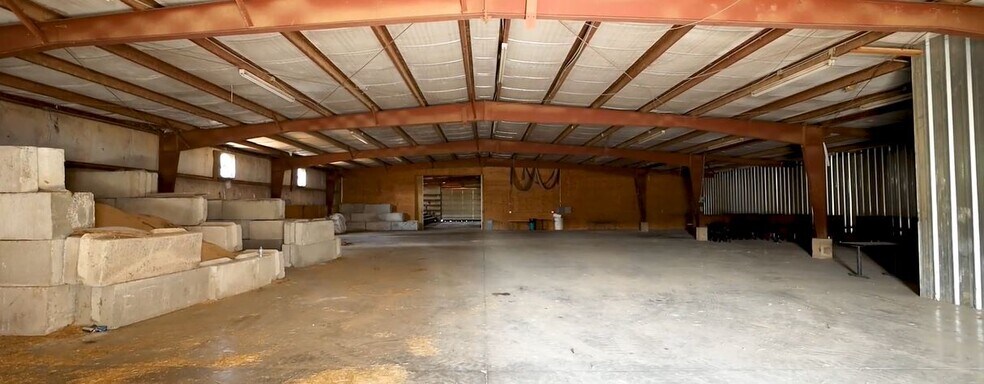 31 E Vaughn Rd, Mayfield, KY à vendre - Photo de l’immeuble – Image 3 sur 5