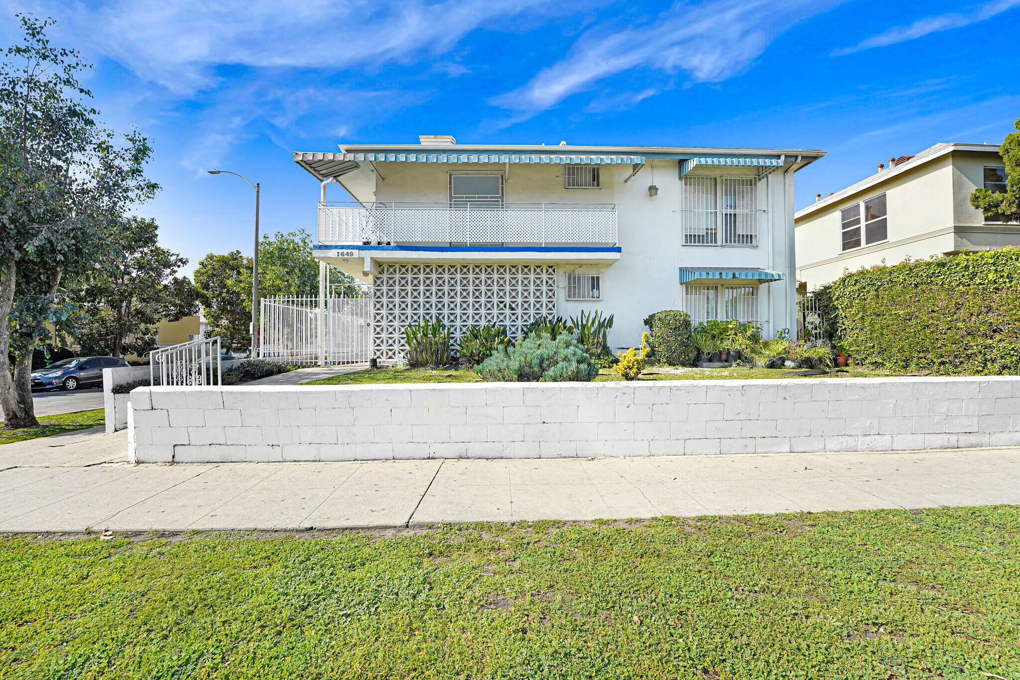 1649 S La Brea Ave, Los Angeles, CA à vendre Photo principale– Image 1 sur 12