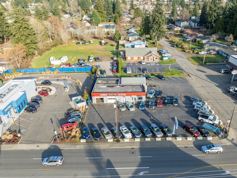 3890 Wheaton Way, Bremerton, WA à vendre - Photo de l’immeuble – Image 3 sur 17