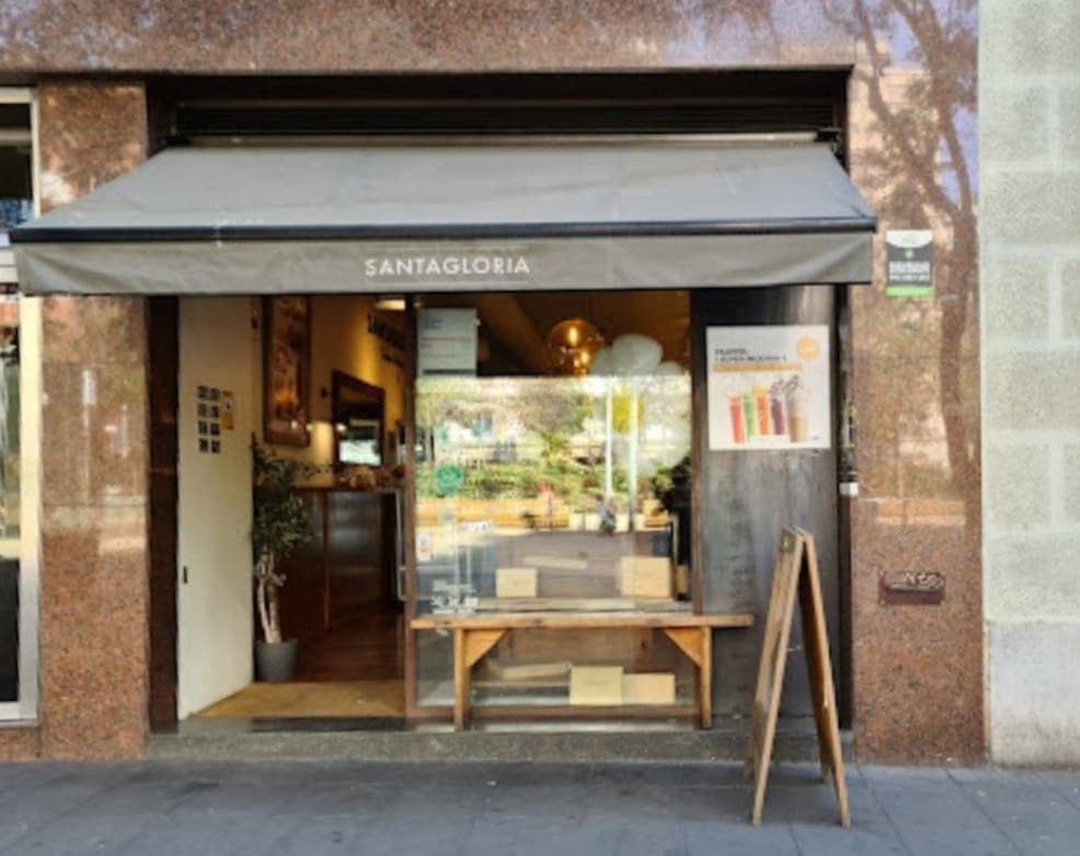 Plaça De La Llibertat, 16-18, Barcelone, BAR 08012 - Lot - - - Photo intérieure - Image 1 of 19