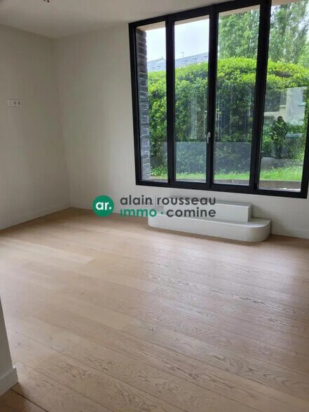 Bureau dans Nantes à vendre - Photo de l’immeuble – Image 2 sur 7