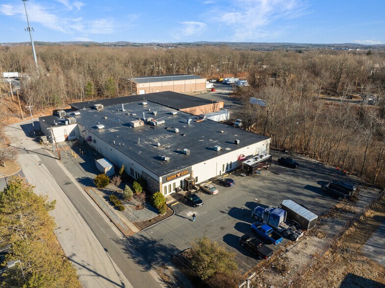 24 Jolma Rd, Worcester, MA à vendre - Photo de l’immeuble – Image 1 sur 8