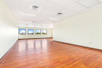 45-943 Kamehameha Hwy, Kaneohe, HI à louer Photo de l’immeuble– Image 1 sur 4