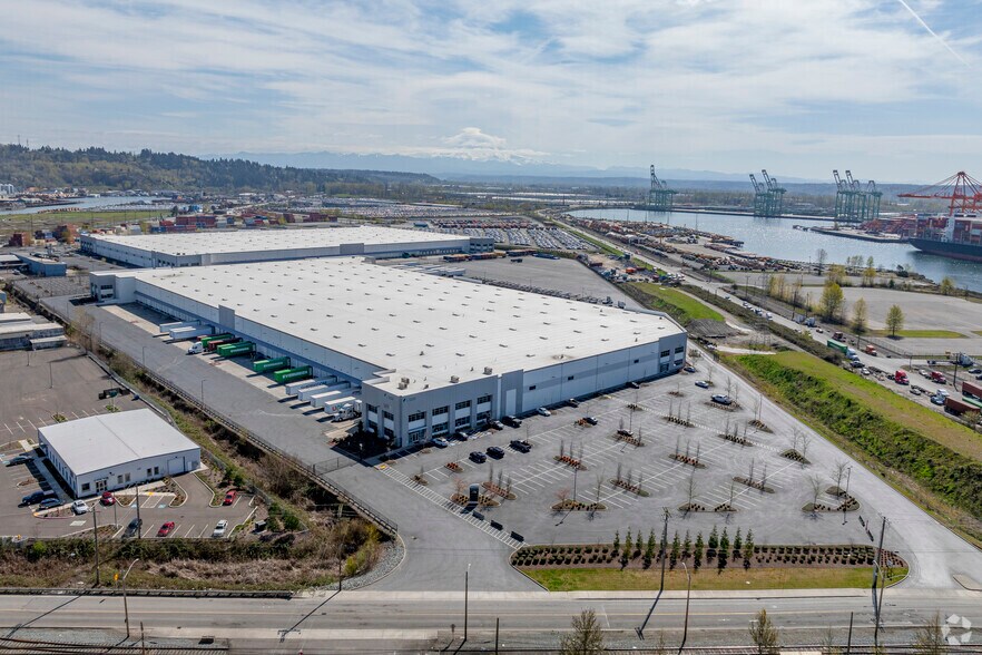 3320 Lincoln Ave, Tacoma, WA à louer - Photo de l’immeuble – Image 3 sur 8