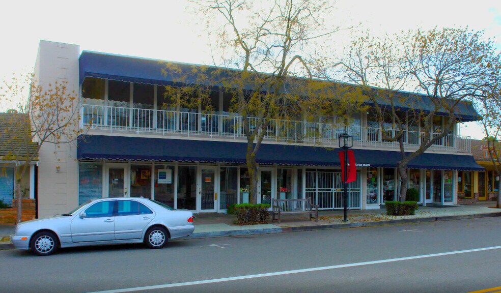 111 Main St, Los Altos, CA à louer - Photo principale – Image 1 sur 6