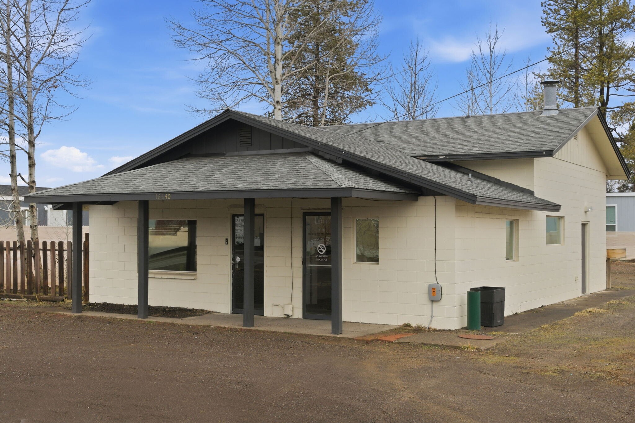 16440 Finley Butte Rd, La Pine, OR à vendre Photo principale– Image 1 sur 32