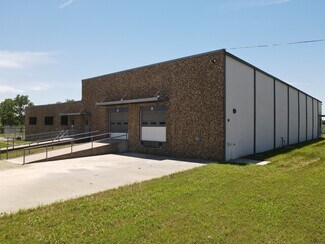Plus de détails pour 1101 Woods St, Gainesville, TX - Industriel/Logistique à vendre