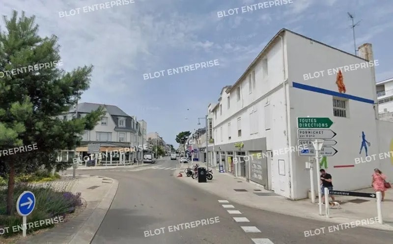 Local commercial dans La Baule-Escoublac à vendre Photo de l’immeuble– Image 1 sur 8