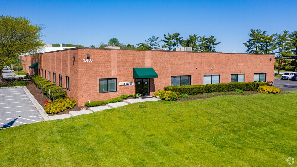 10830 Gilroy Rd, Hunt Valley, MD à louer - Photo de l’immeuble – Image 2 sur 6