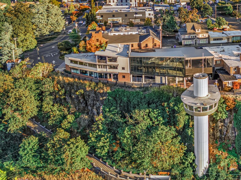 617 High St, Oregon City, OR à louer - Photo de l’immeuble – Image 1 sur 4