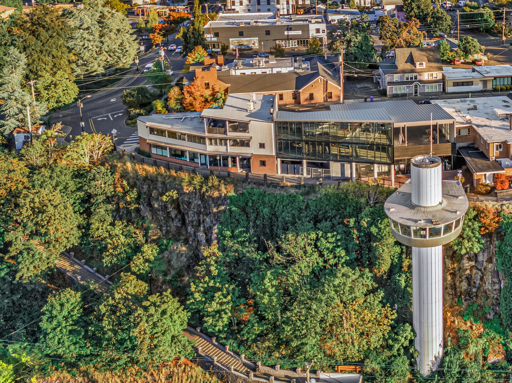 617 High St, Oregon City, OR à louer Photo de l’immeuble– Image 1 sur 5