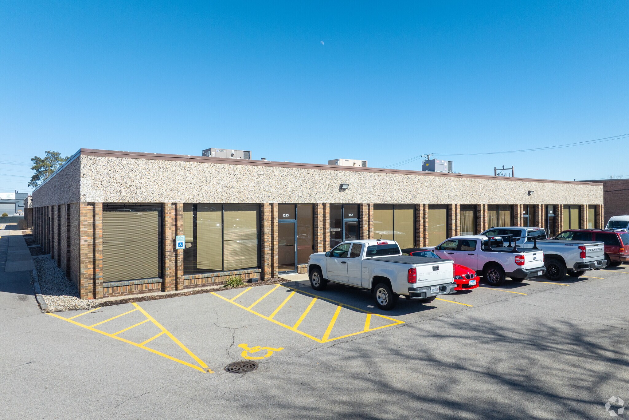 1287-1311 Rand Rd, Des Plaines, IL à louer Photo principale– Image 1 sur 6