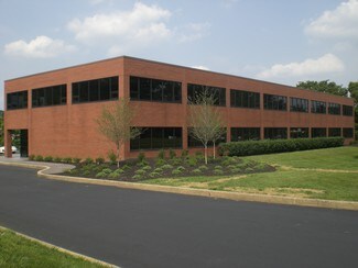 Plus de détails pour 125 Pheasant Run, Newtown, PA - Bureau à louer