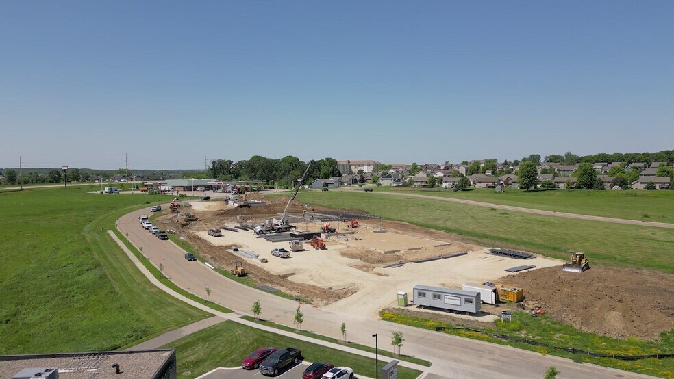 3629 Sarah Pl NW, Rochester, MN à louer - Vidéo sur l’annonce professionnelle – Image 2 sur 27