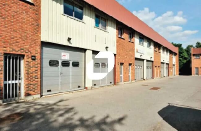 Plus de détails pour Bureau, Local d'activités à louer